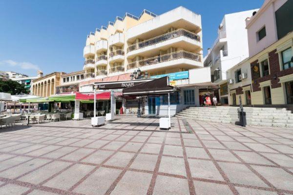 Puerta Del Sol Trm Only Adults Aparts Торремолинос Экстерьер фото
