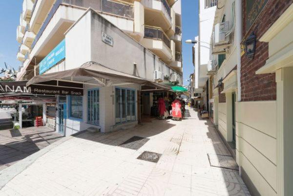 Puerta Del Sol Trm Only Adults Aparts Торремолинос Экстерьер фото
